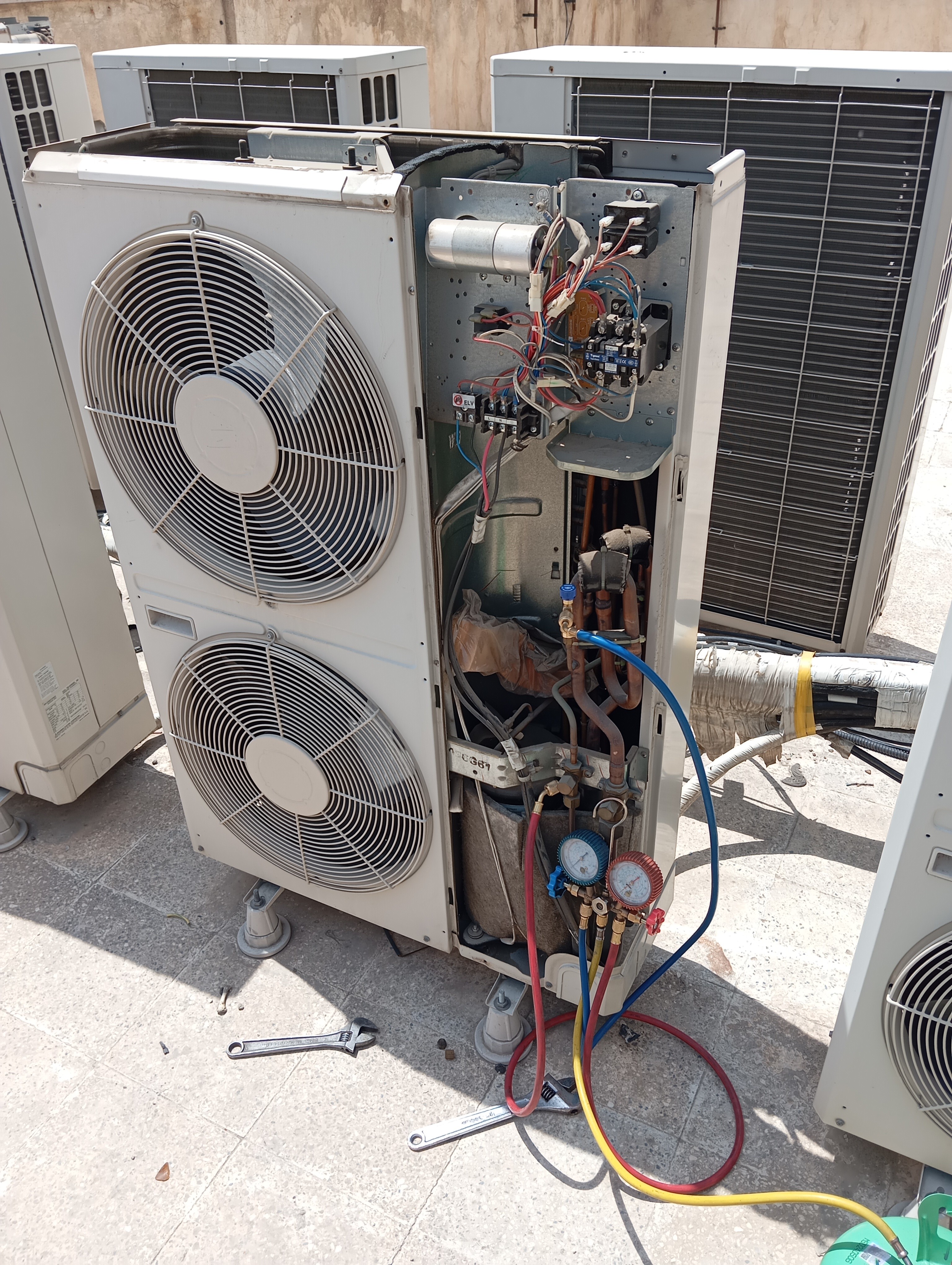 سرویس تخصصی و کامل برای مشاهده کامل روی گزینه *ادامه مطلب* کلیک کنید